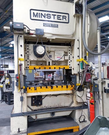 150 Ton, Minster #P2-150-54, Punch Press, 6" stroke, 23" Shut Height, 54" x40" bed, air clutch, 45-40 SPM - Image 2