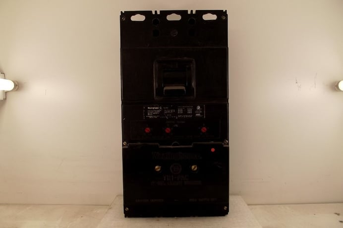 175 Amps, Westinghouse TRIP 600 Volts 3P Circuit Breaker LA TRI PAC Frame 5685D80G02 - Image 1