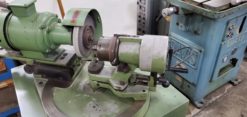 .4" to 1" Brierley #ZB25, drill grinder, 40-180&deg; point angles, 6" x3/4" grinding wheel, 1982 - Image 4