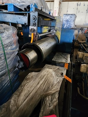 50000 lb. Loopco, Recoiler w/Coil Car, 58" coil width, 20" diameter Hydraulic Drum, 24" pads, 100 HP - Image 2