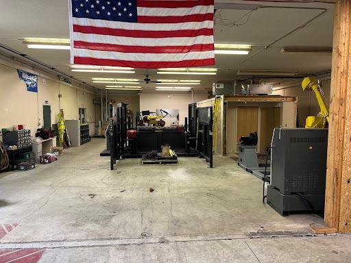 Lincoln Electric Dual Zone Weld Cell, head & tailstock, fixed table, Rj3iB Control, ArcMate 120iB - Image 3