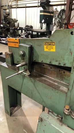4" x 4" x 1/4" HMI #42-20, ironworker, 42 ton, 14" throat, 20" blade length, S/N 104-46-137 - Image 6