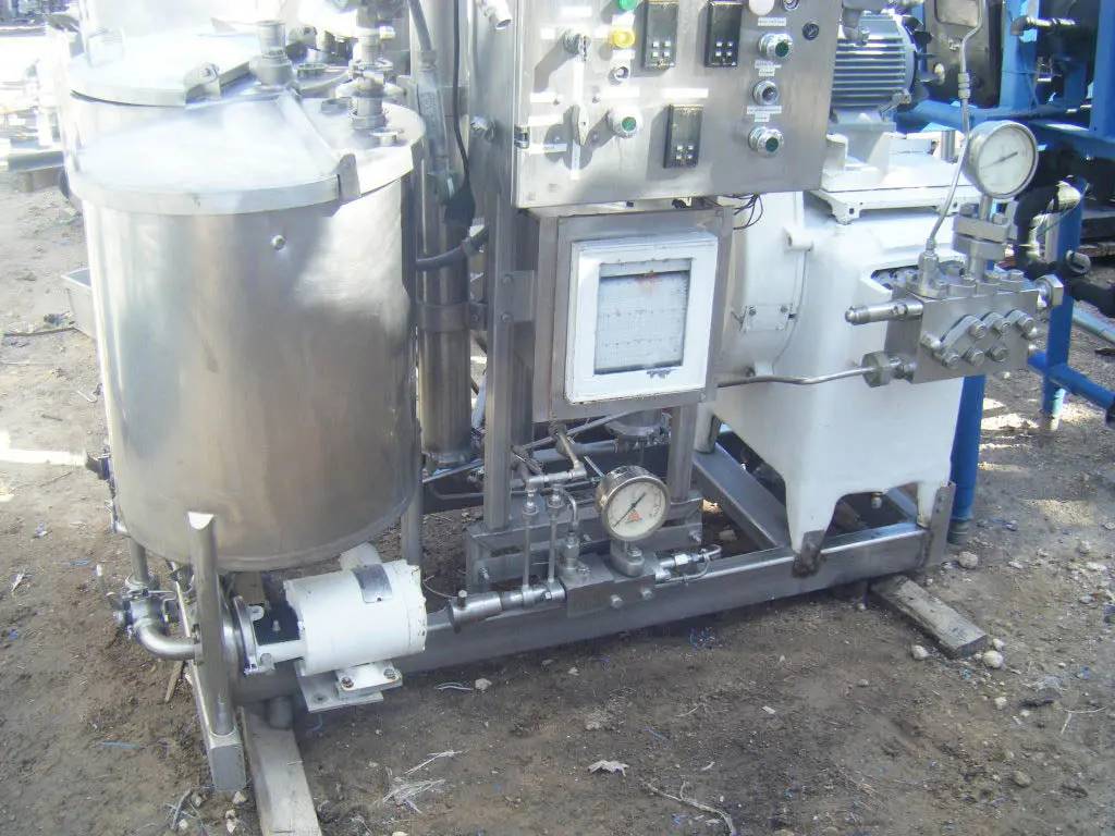 Waukesha Cherry-Burrell #S-3 Series 200, unitherm IV sterile processing system - Image 5