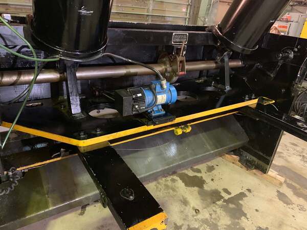 1/4" x 8' Cincinnati #1808G, mechanical shear, 36" Back Gauge, 60 SPM, Foot Pedal Control, 2002 - Image 9