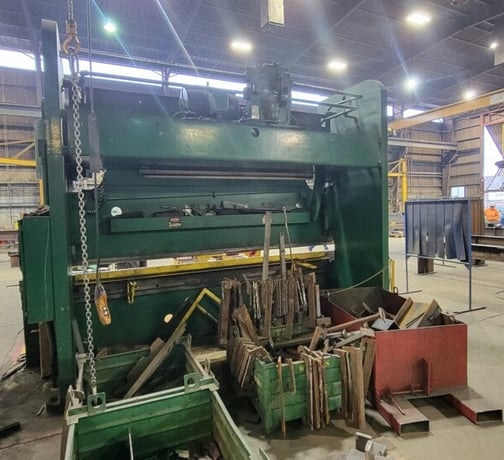 400 Ton, Cincinnati #400H, hydraulic press brake, 16' overall, adj depth stop, foot pdl, 4-way die & punch - Image 3