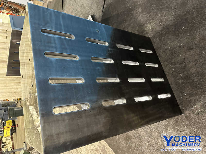 33" x 47-3/4" x 27" Giddings & Lewis heavy duty angle plates, cast iron construction, 1 set - Image 5