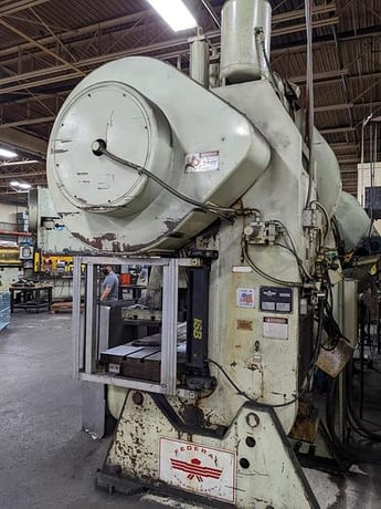 100 Ton, Federal #8, OBI flywheel press, 4" stroke, 15" throat, 14.5" Shut Height, 3" adj., 36" x28" bed, 45 - Image 3