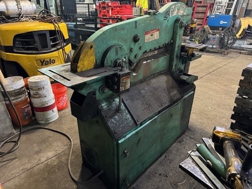 3" x 3" x 3/8" Piranha #P50, ironworker, shear, notcher, 50 ton, 3 HP, 5" throat, 11-1/2" open height - Image 2