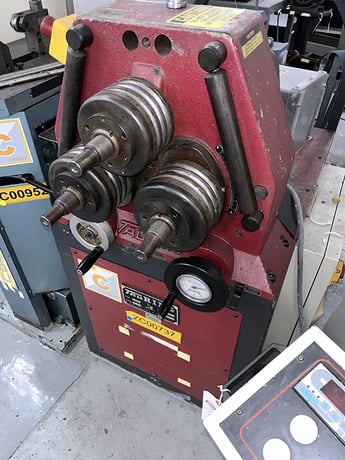 2" x 2" x 3/16" Tauring #ALFA40H1, bending roll, 7.7-15.6 shaft speed, remote operators stand, 1998 - Image 3