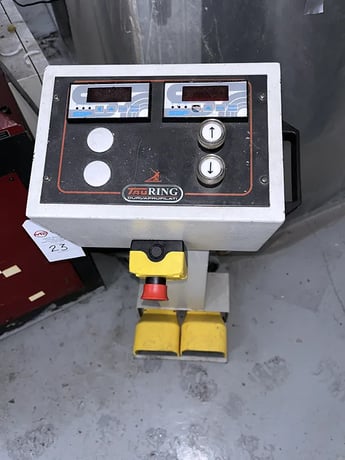 2" x 2" x 3/16" Tauring #ALFA40H1, bending roll, 7.7-15.6 shaft speed, remote operators stand, 1998 - Image 5