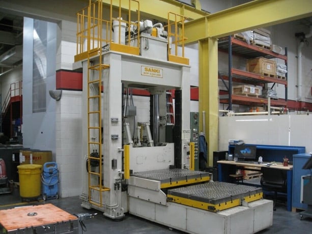 100 Ton, Sanki #SDP1310-100TD, hydraulic die spotting press, 51" x39" platen, 38.4" stroke, 41.2" DL, front & - Image 1