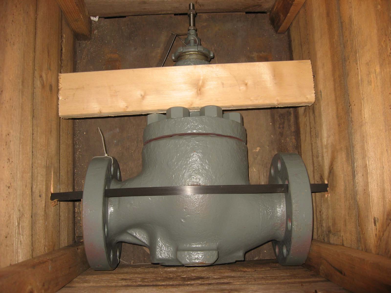 3" Emerson Fisher type #ED, 900 lb. control valve body, Stainless Steel stem/plug - Image 1