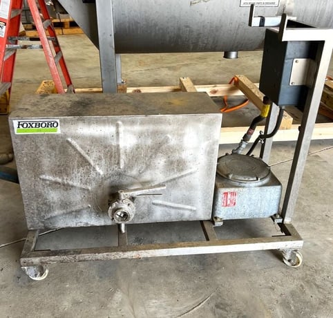 Foxboro Mass Flowtube #CFS10-20CPFBB, digital controller and explosion proof box - Image 1