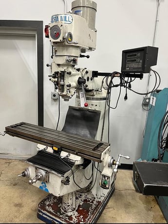 Acra #MM2V, vertical miller, 9" x42" tbl., 3 HP, R-8, 60-4500 RPM, Newall 2-Axis digital read out, X-Axis - Image 1