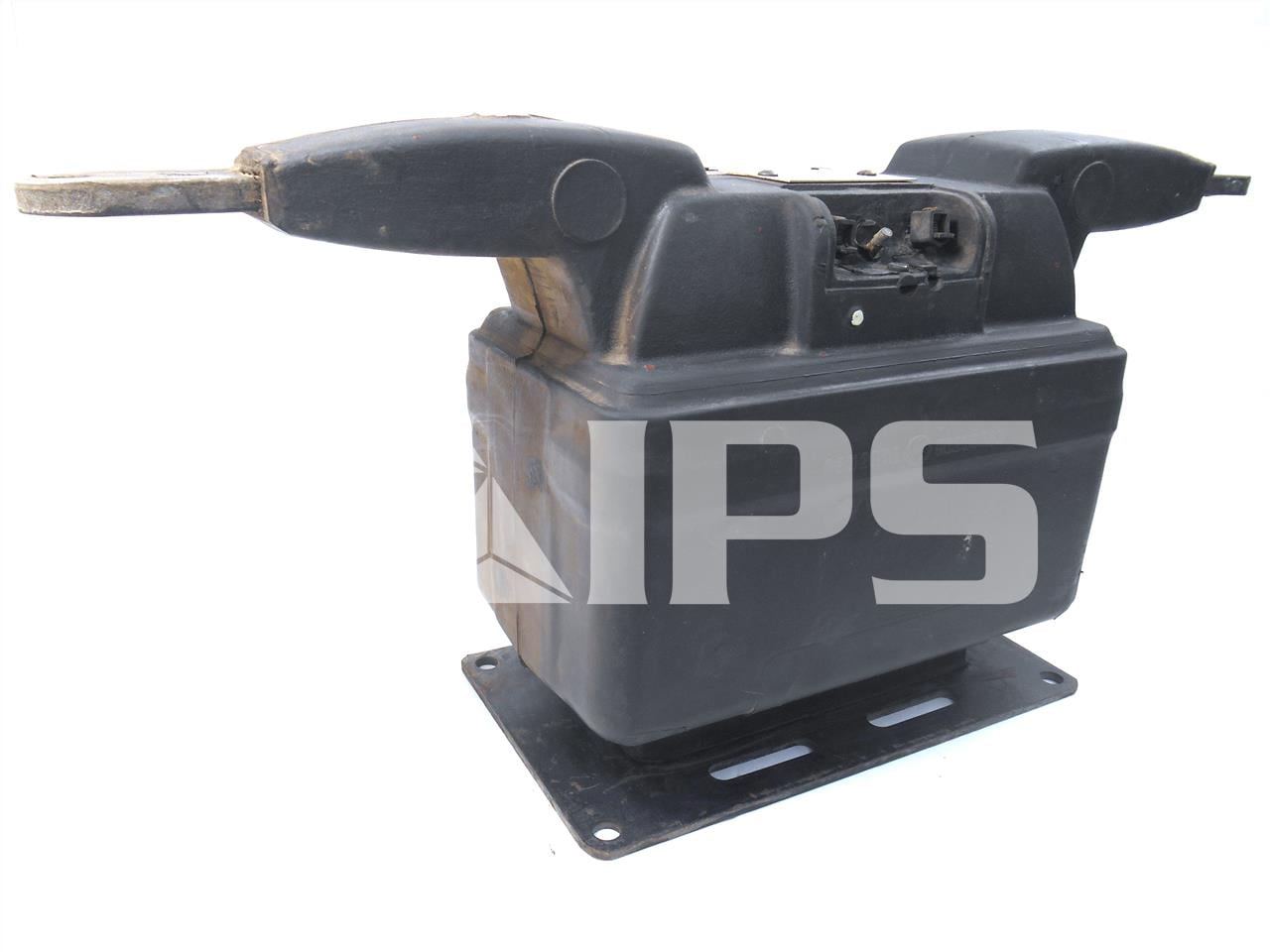 GE Jks-5 Current Transformer 600:5 Bar Type - Image 1