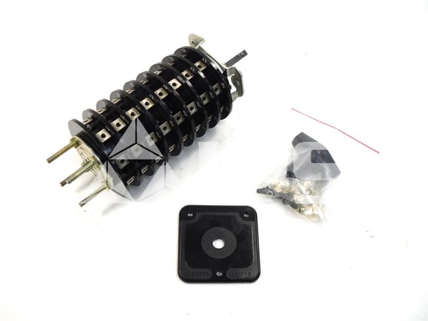 Electroswitch Selector Switch 16no/16nc Unused Surplus Series 24 - Image 1