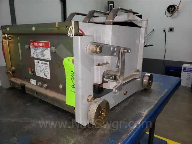 200 Amps Ch Ampgard Sl Vacuum Contactor 120 Volts AC Control - Image 2