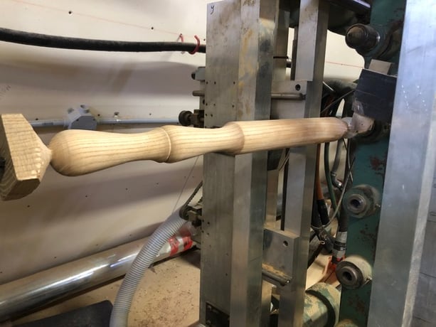 Elio Valeri, CNC Lathe, 60" working length, make queen Ann legs or axe handles - Image 4