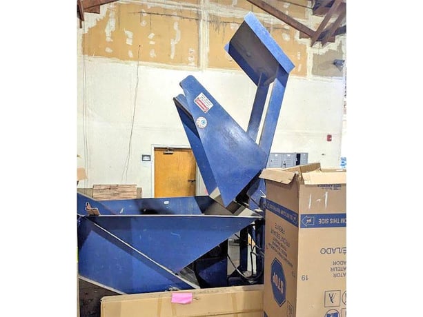 Cram-A-Lot #HX-60, 60" x 30" x 40" horizontal closed door baler, 7" cylinder, cart dumper, infeed conveyor - Image 5