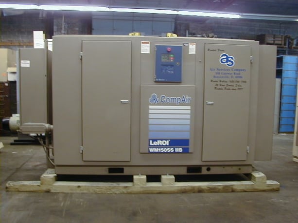 280 cfm, 72-180 psig, CompAir #L45SR, 67 HP, air cooled, enclosure, 460 V. - Image 1