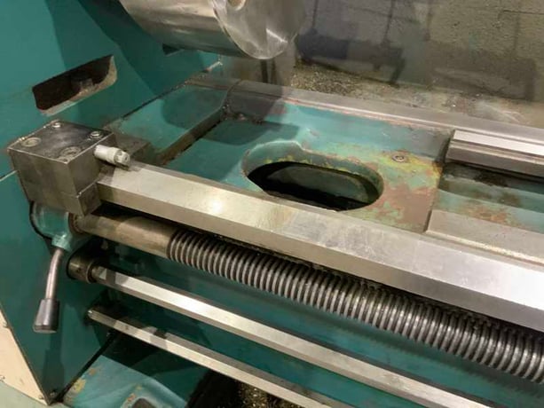 19-1/2" x 78" ENCO #11.1-3940 engine lathe, 12" 6-jaw chuck, 3-1/8" hole, 4-way tool post, Accurite 2-Axis - Image 4