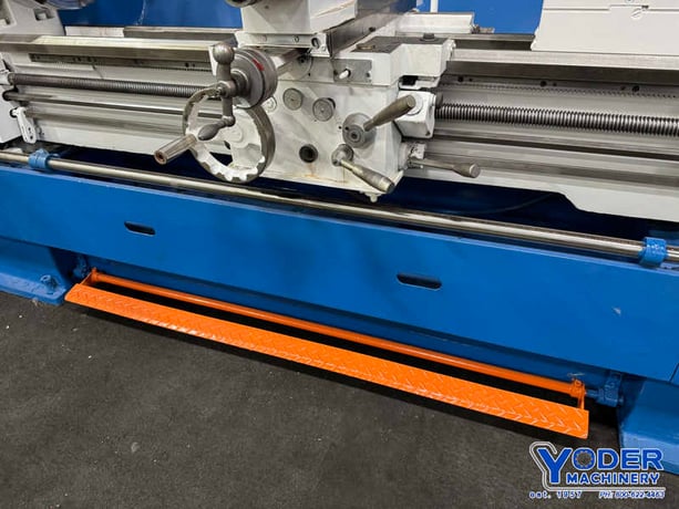 20"/24" x 57" Milltronics #HML2060, engine lathe, 12" gap length, 3" hole, 30-2200 RPM, thread dial, taper - Image 4