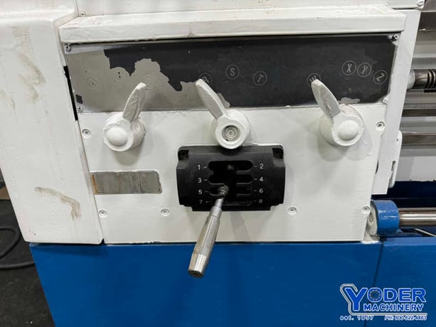 20"/24" x 57" Milltronics #HML2060, engine lathe, 12" gap length, 3" hole, 30-2200 RPM, thread dial, taper - Image 9