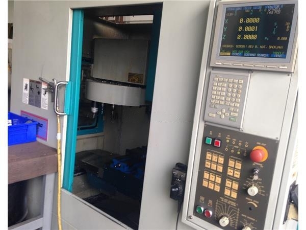 Akira-Seiki #Performa-SR-2-CXT, CNC vertical machining center, 19 automatic tool changer, 27" X, 16" Y, 9000 - Image 1