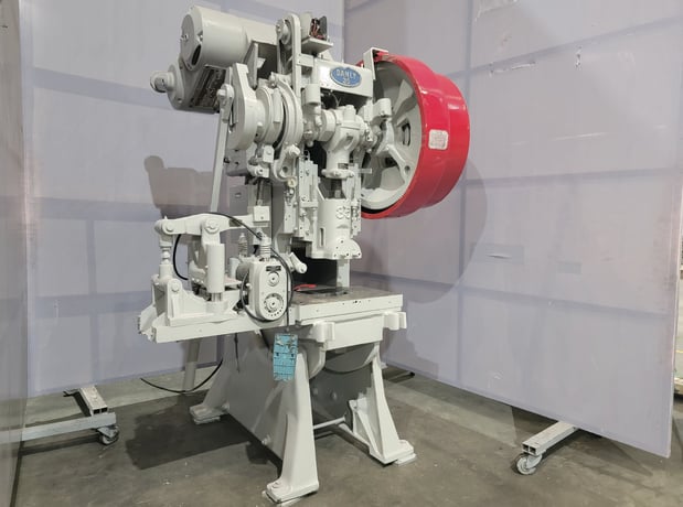 35 Ton, Danly Machine Specialties #35, hydraulic OBI, 15" x 25" table, 220 V., 3-phase - Image 2