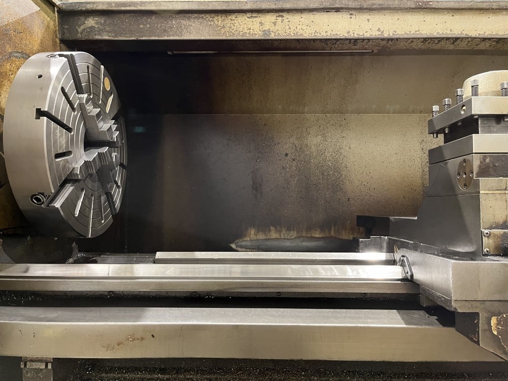 Vanguard #CAK80485D, 2-Axis flat bed CNC lathe, Fanuc Oi Mate, 4-jaw 25" chuck, 32" swing, 191" centers, 4.1" - Image 4