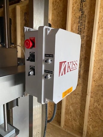 Kiss Packaging Systems Spindle Capper with Hoppmann feeder and 12' Conveyor - Image 1