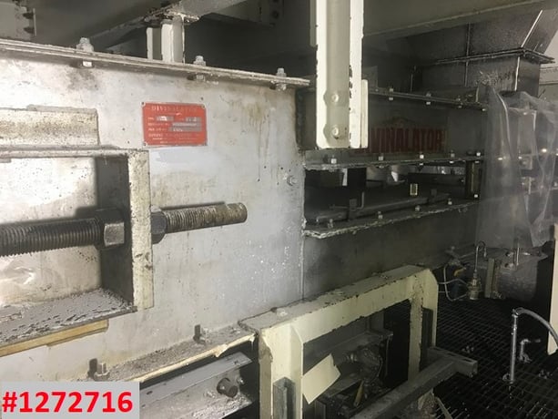 Divine Eng Divine Conveyor Divinalator #T304 Drag Link, horizontal or inclined, Stainless Steel housing 7' ' - Image 5
