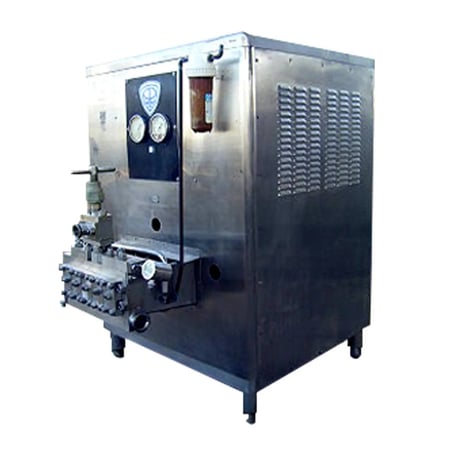 APV Crepaco #5DL425, 5 cyl homogenizer, 2500 GPH, 1800 psi, (5) 1.5" diameter plungers - Image 1