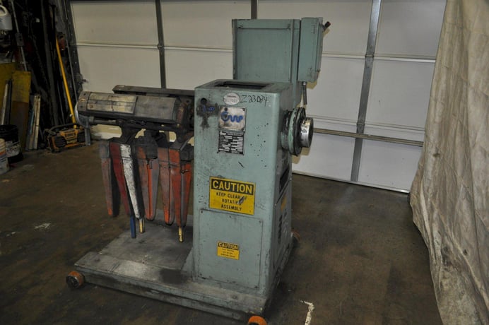 2500 lb. CWP #2500-18M, motorized uncoiler, 24" mandrel width, 60" outside dimensions, 15"-20" ID, manual - Image 2