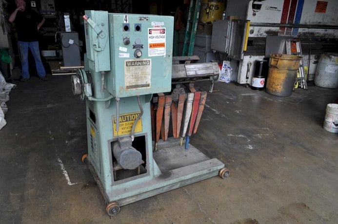 2500 lb. CWP #2500-18M, motorized uncoiler, 24" mandrel width, 60" outside dimensions, 15"-20" ID, manual - Image 3