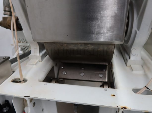 Ferrell Ross #18x12-Flakemaster, flaking mill, rated up to 150 lbs per hour, air over hydraulic pump - Image 2
