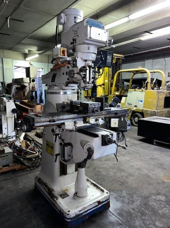 Meehanite #100-1949/Turn-Pro, vertical mill, 9" x49" servo power table, Anilam Wizard, 1998 - Image 2