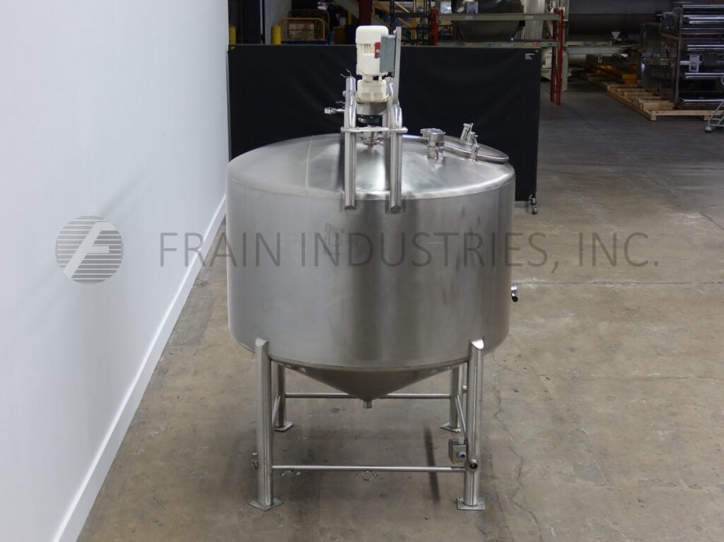 600 gallon 316 Stainless Steel single wall tank, 66" dia with 36" straight wall and 20" deep cone bottom - Image 4