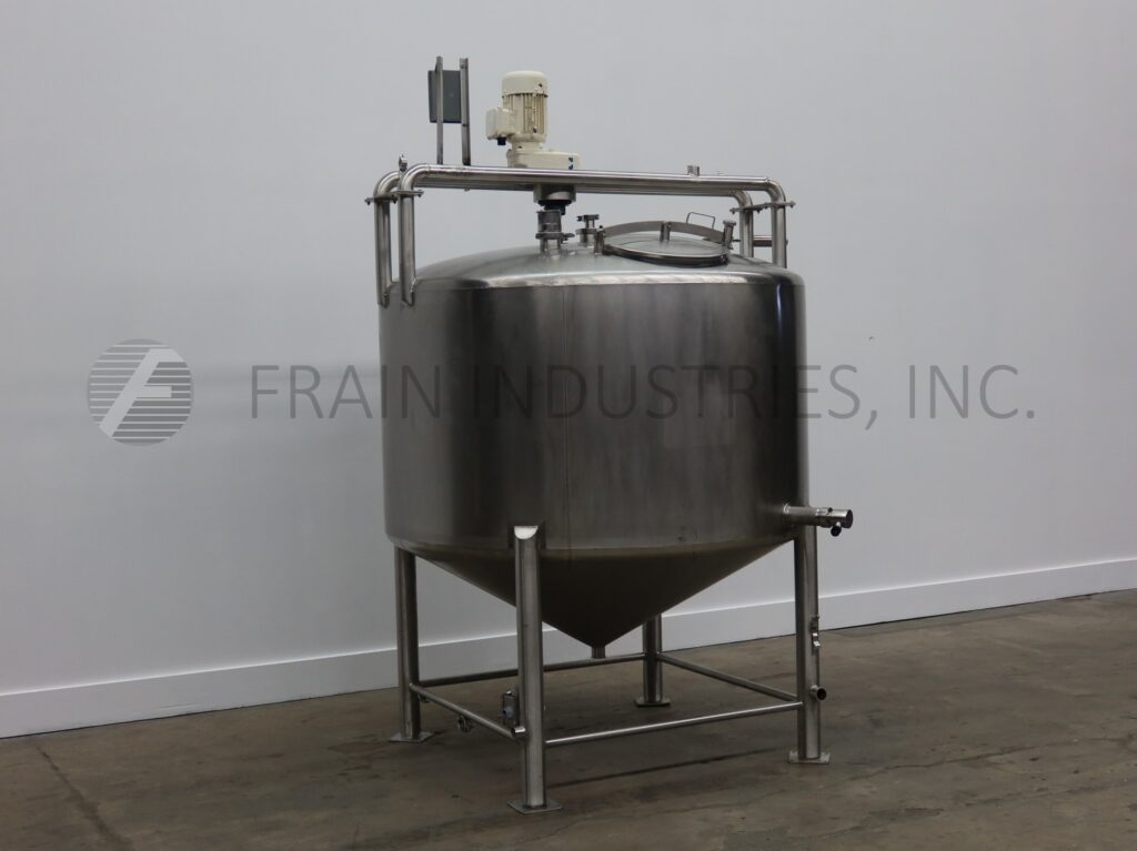 600 gallon 316 Stainless Steel single wall tank, 66" dia with 36" straight wall and 20" deep cone bottom - Image 5