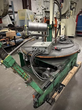 15000 lb. AWC #F-500, Pallet Uncoiler, 30" Width, 80" outside dimensions, 0-300 FPM, 2001 - Image 6