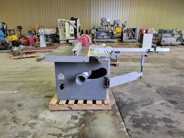 Casadei #KS/15, Sliding Table Saw w/ TigerStop Control, 8HP, 44" x 26.5" table, S/N 98-13-018, 1998 - Image 10