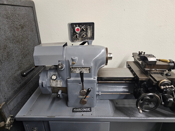 11" x 18" Hardinge #HLV-H, Toolroom lathe - Image 2