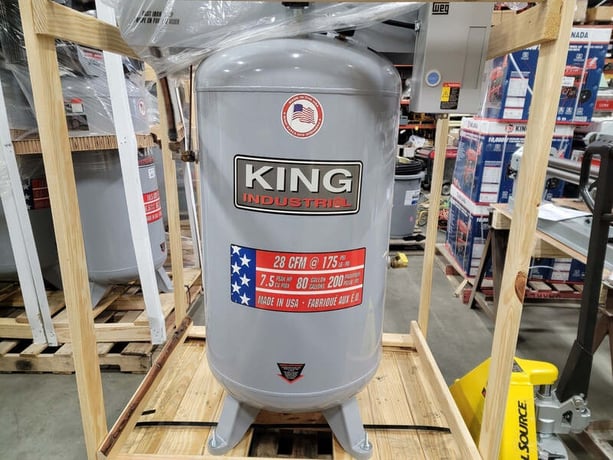 28 cfm, 175 psi, King Canada #KC-7180V3-MS, High Output 7.5 Peak HP, 80 gallon air compressor, new - Image 1