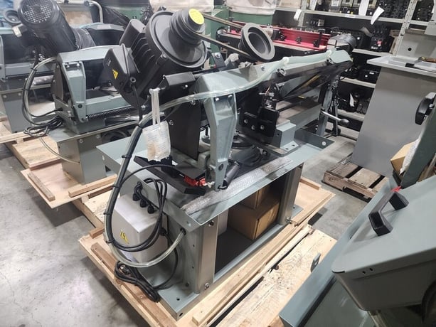 7" x 12" King #KC-712DS, dual-swivel metal bandsaw, 220 V., 1 HP - Image 5