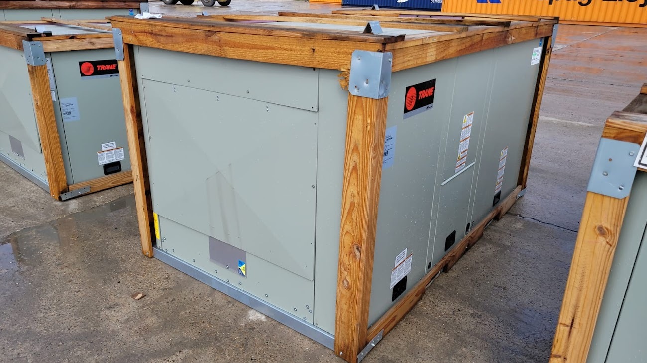 3 Ton, Trane Precedent #YHC048F4RXA0900A1C2B6010660000C0000, package unit, horiz./vert. convertible - Image 1