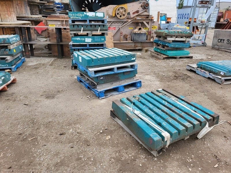 Metso #MM0341350, movable jaw plate for jaw crushers - Image 4
