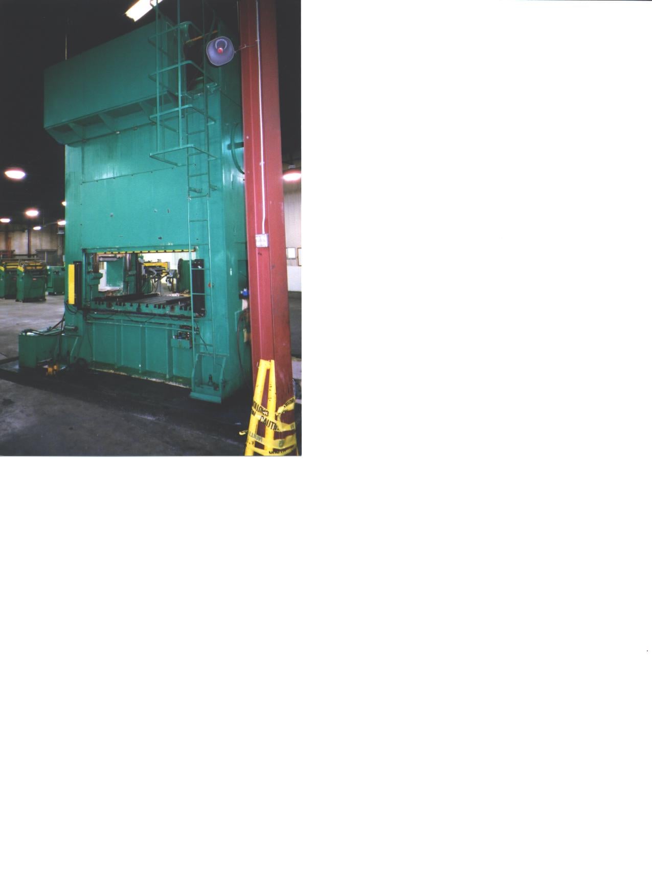 275 Ton, Sutherland, 10" stroke, 27" Shut Height, 15-30 SPM, 84" x49"bed, 27.5"wdws,ISB controls, 1992 - Image 4