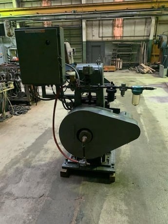 25 Ton, Yoder #P-25, cut-off press, 4.5 stroke, 8.5" open, 45" passline, air clutch - Image 3