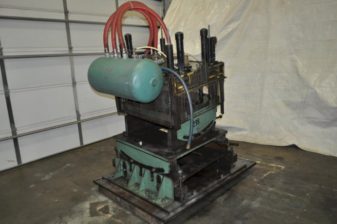 60 Ton, Airam #ATP-1615, cut-off press, 3 stroke, 13.3"Shut Height, 36" x32"bed, 235 SPM, adj tilt base - Image 2