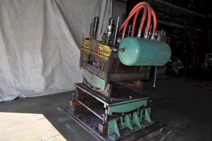 60 Ton, Airam #ATP-1615, cut-off press, 3 stroke, 13.3"Shut Height, 36" x32"bed, 235 SPM, adj tilt base - Image 6